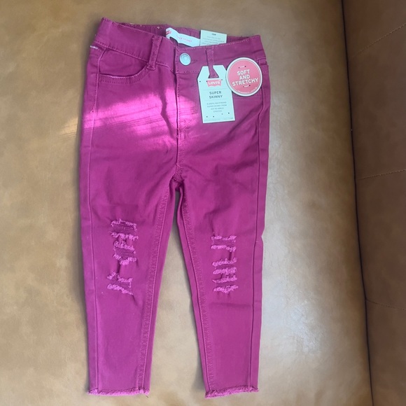 Levi’s Baby Toddler Girl Sz 18M Pink 710 Super Skinny Jeans Distressed NWT - Picture 2 of 9